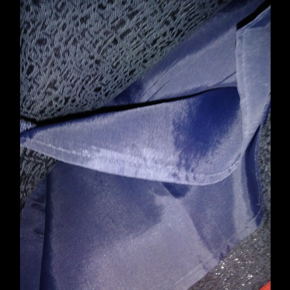 4 for $25 Banana Republic black skirt size 0 - Picture 8 of 8